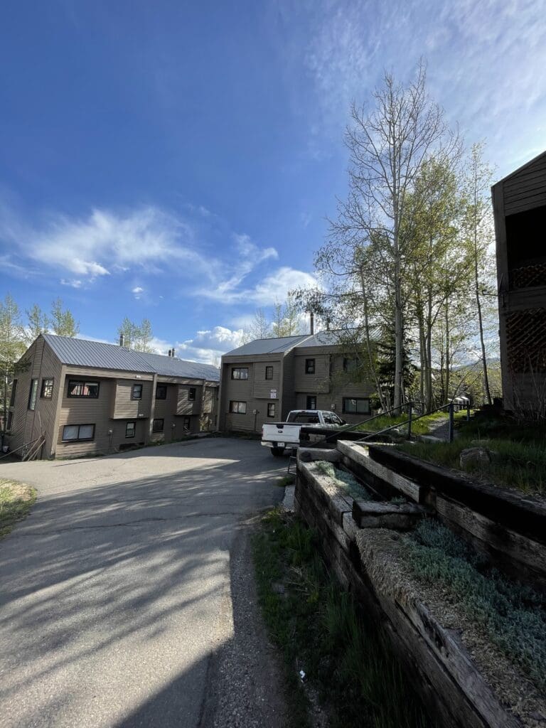 Elk Ridge II Condominiums